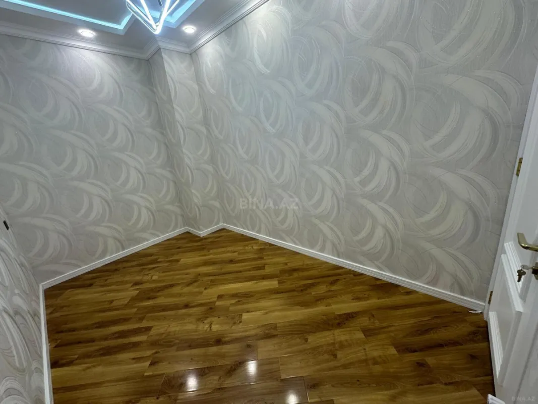 Satılır 3 otaqlı mənzil 96 m²