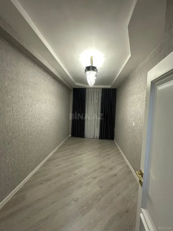 Satılır 2 otaqlı mənzil 72 m²