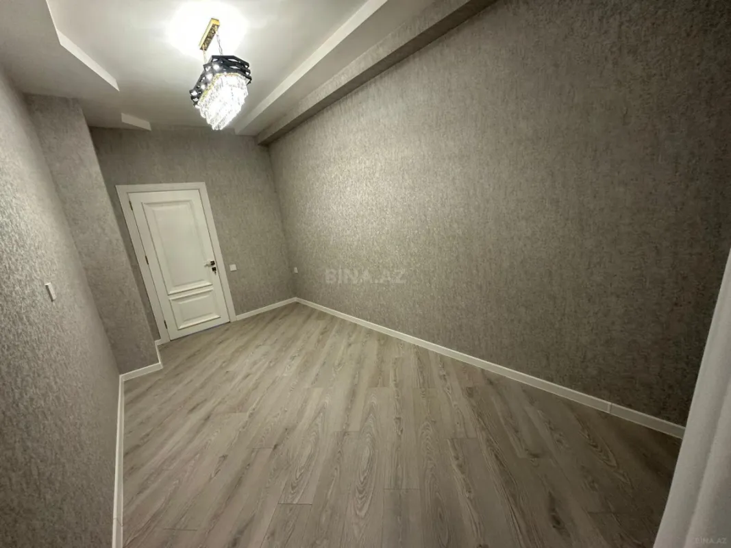 Satılır 2 otaqlı mənzil 72 m²