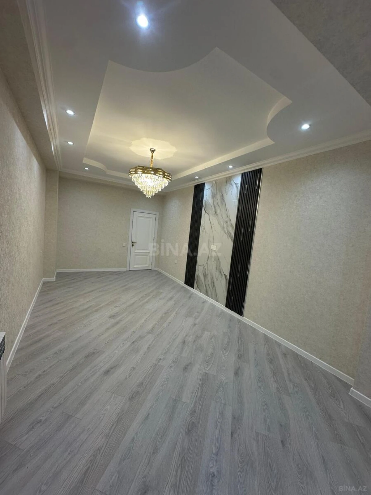 Satılır 2 otaqlı mənzil 72 m²