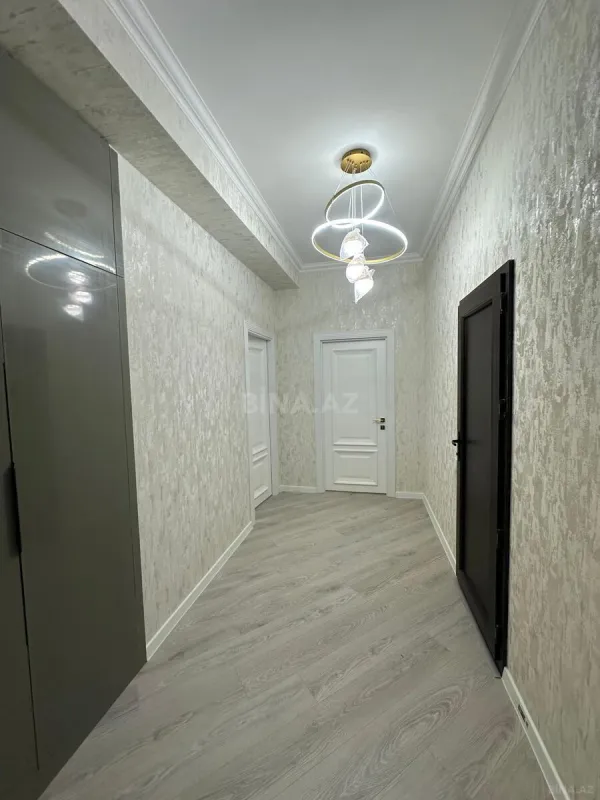 Satılır 2 otaqlı mənzil 72 m²