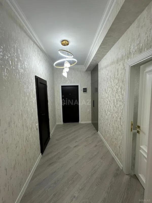 Satılır 2 otaqlı mənzil 72 m²