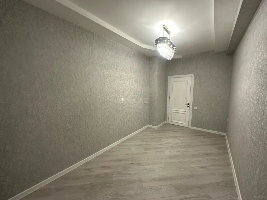Satılır 2 otaqlı mənzil 72 m²