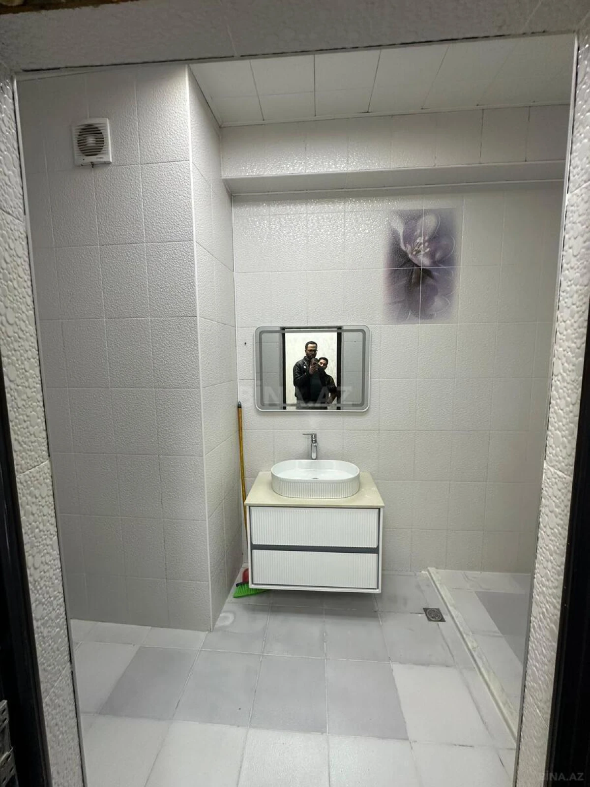 Satılır 2 otaqlı mənzil 72 m²