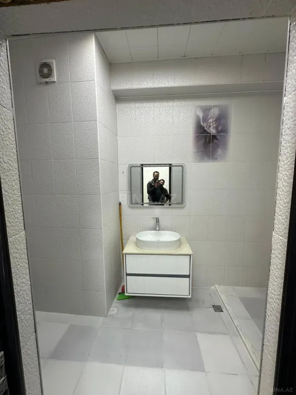 Satılır 2 otaqlı mənzil 72 m²