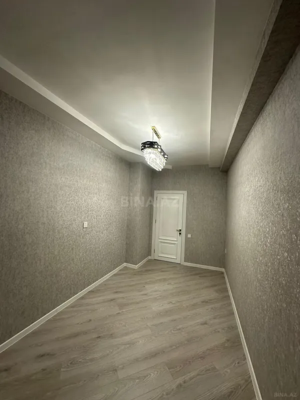 Satılır 2 otaqlı mənzil 72 m²