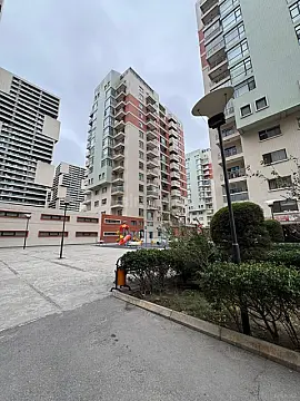 Kirayə verilir 4 otaqlı ofis 80 m²