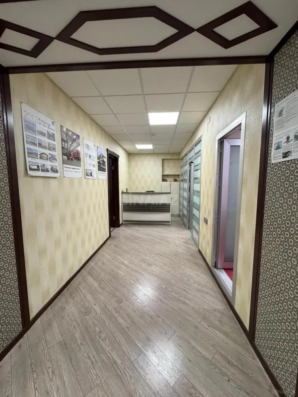 Kirayə verilir 4 otaqlı ofis 80 m²