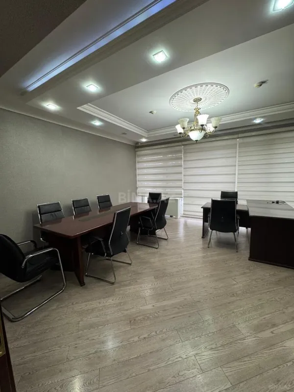Kirayə verilir 4 otaqlı ofis 80 m²