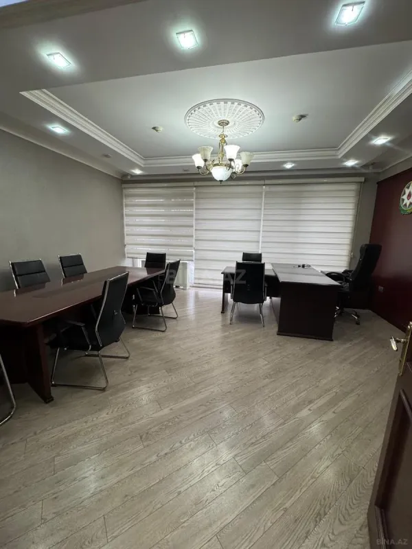 Kirayə verilir 4 otaqlı ofis 80 m²