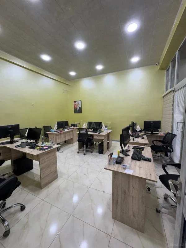 Satılır obyekt 91.5 m²