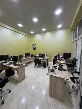 Satılır obyekt 91.5 m²