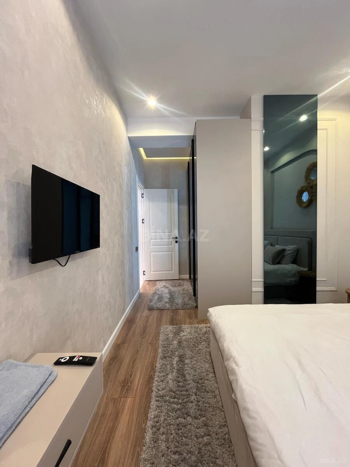 Kirayə verilir 2 otaqlı mənzil 70 m²
