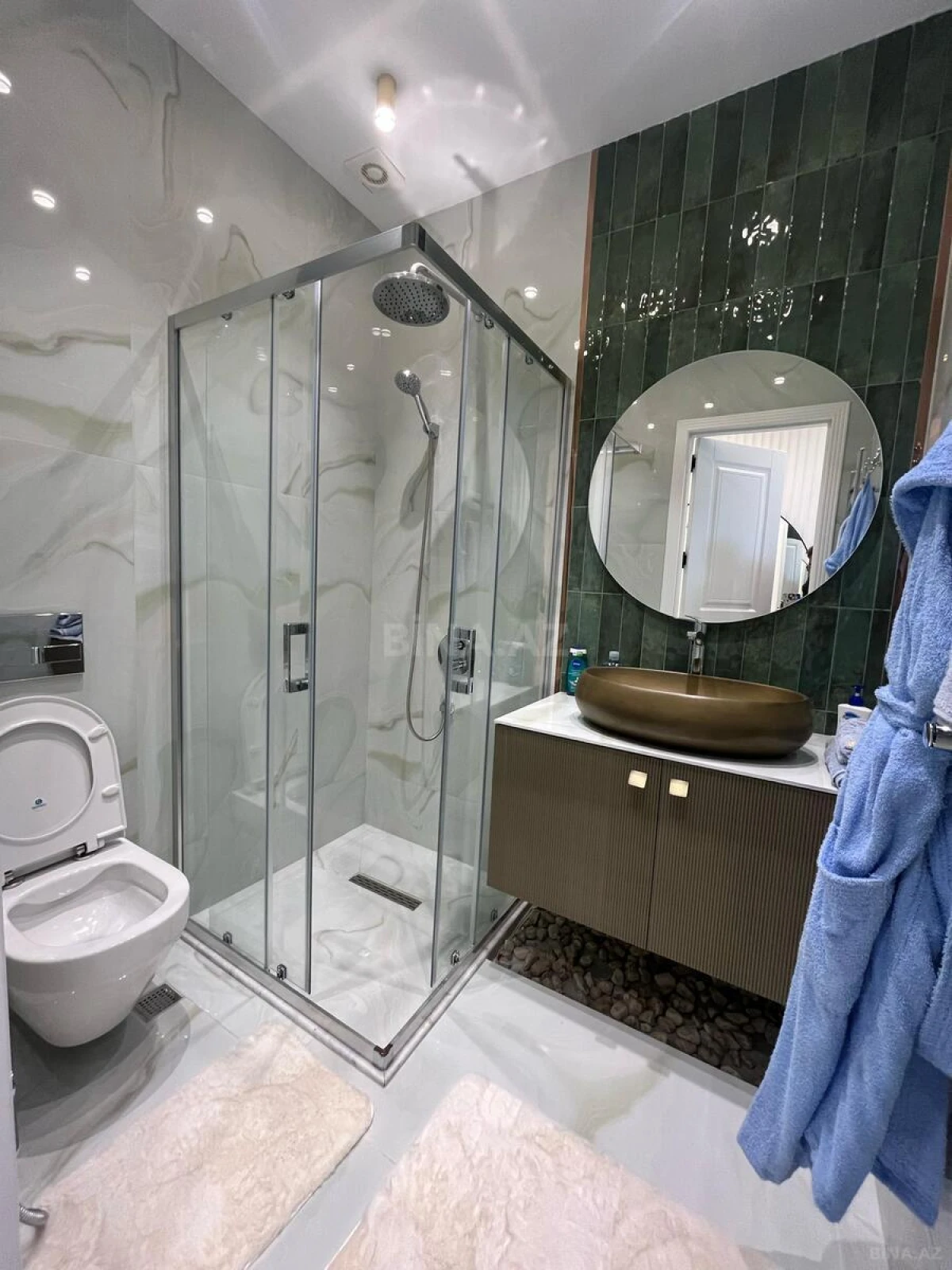 Kirayə verilir 2 otaqlı mənzil 70 m²