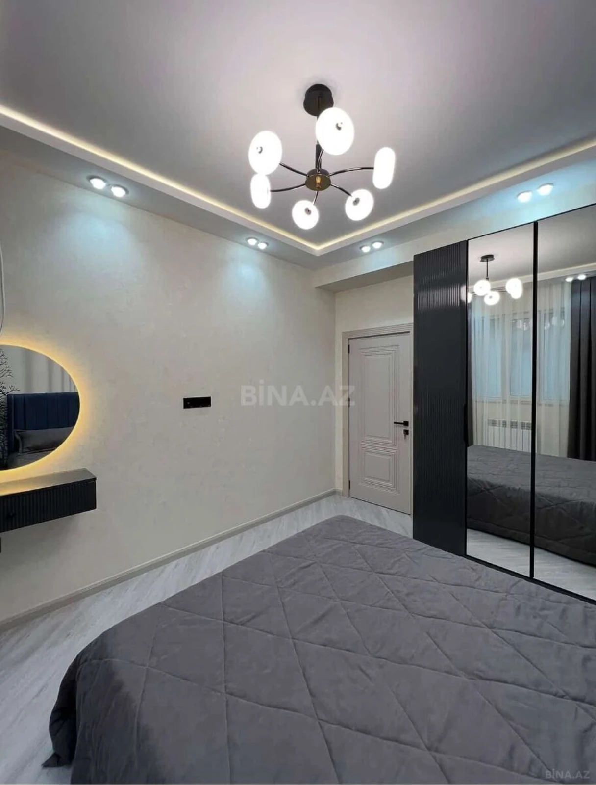 Satılır 2 otaqlı mənzil 70 m²
