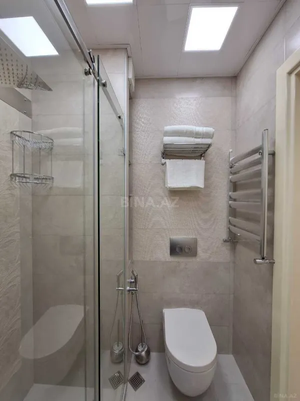 Kirayə verilir 2 otaqlı mənzil 75 m²