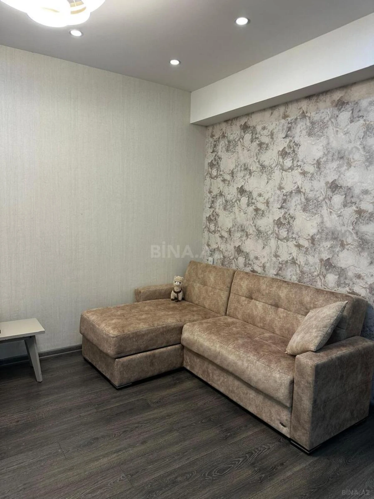 Satılır 2 otaqlı mənzil 51 m²