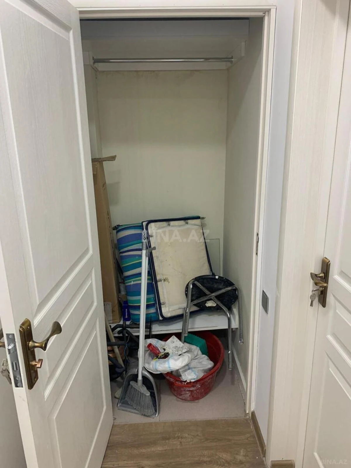 Kirayə verilir 4 otaqlı ofis 160 m²