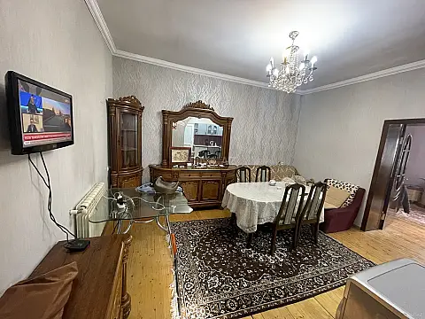 Satılır 2 otaqlı həyət evi 120 m² — Bakı, M.Ə.Rəsulzadə qəs. 2 otaq 120.00 m²