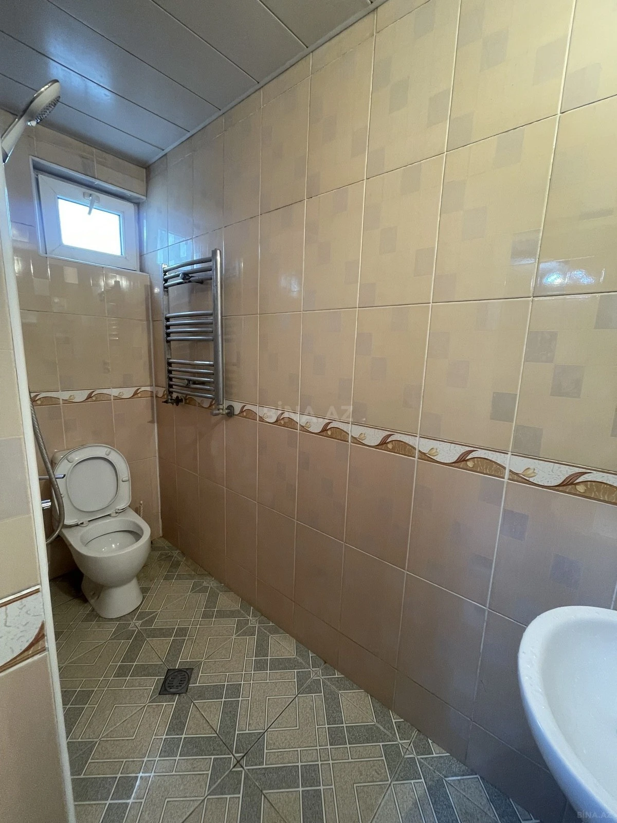 Satılır 2 otaqlı həyət evi 120 m²