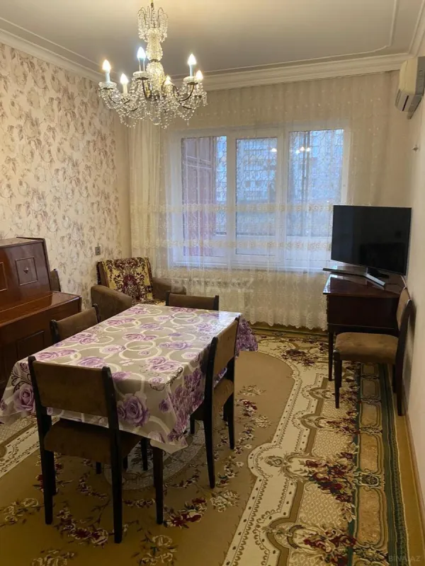 Satılır 4 otaqlı mənzil 90 m²