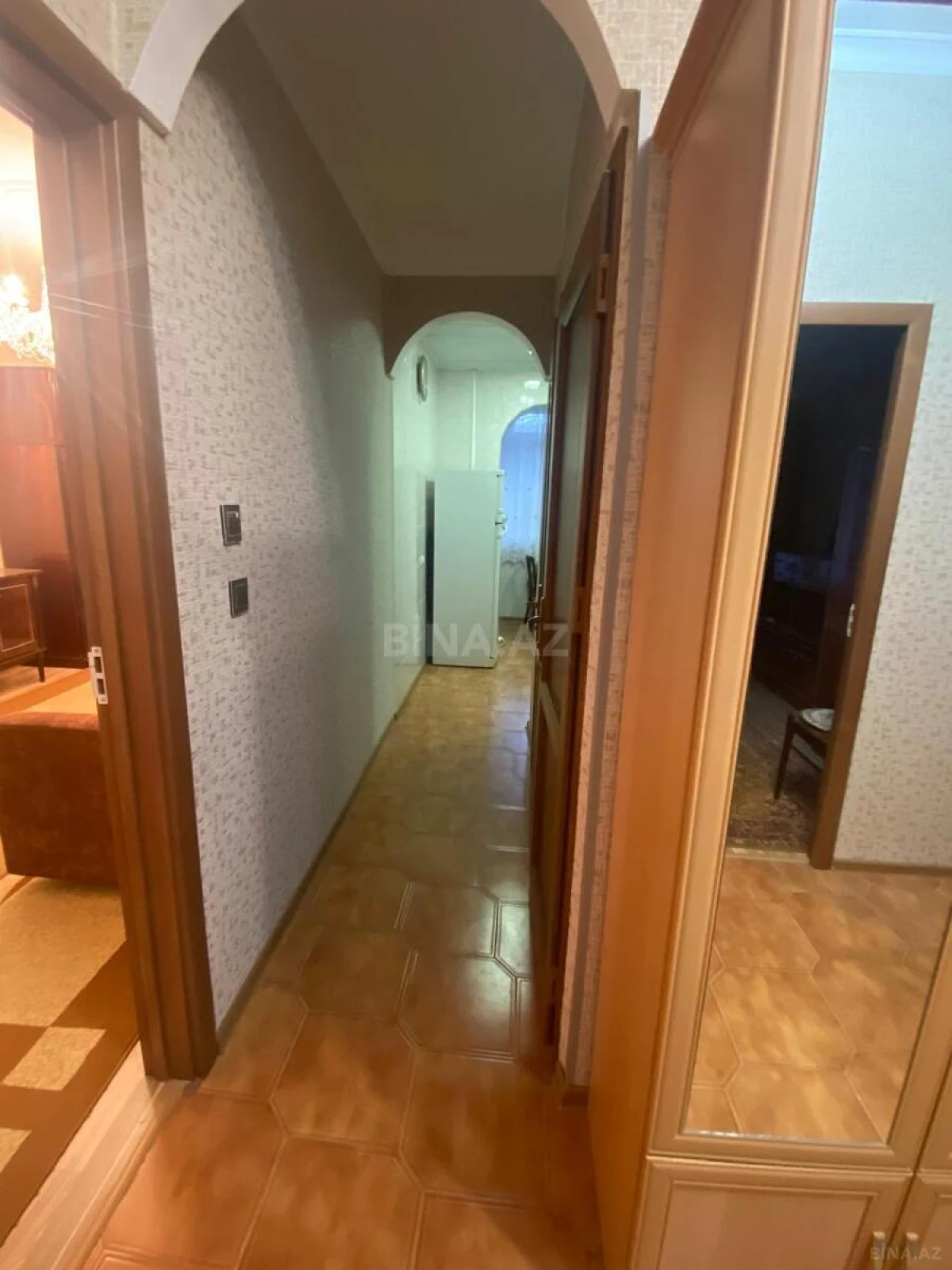 Satılır 4 otaqlı mənzil 90 m²