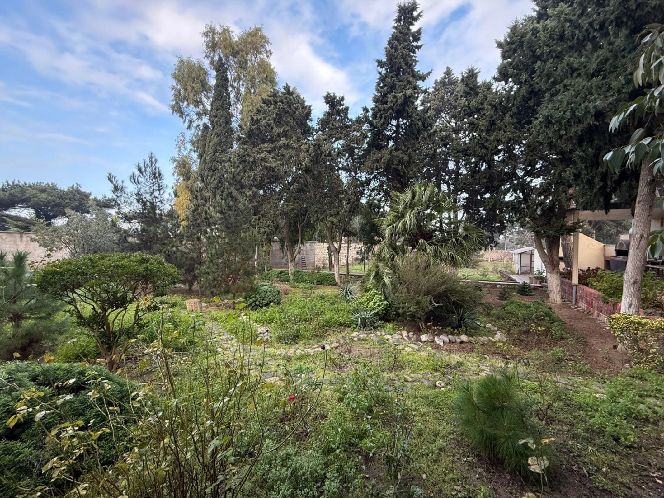 Satılır torpaq sahəsi 24 m²