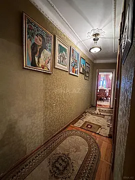 Satılır 4 otaqlı mənzil 110 m²