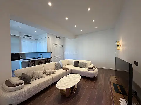 Kirayə verilir 2 otaqlı mənzil 80 m²