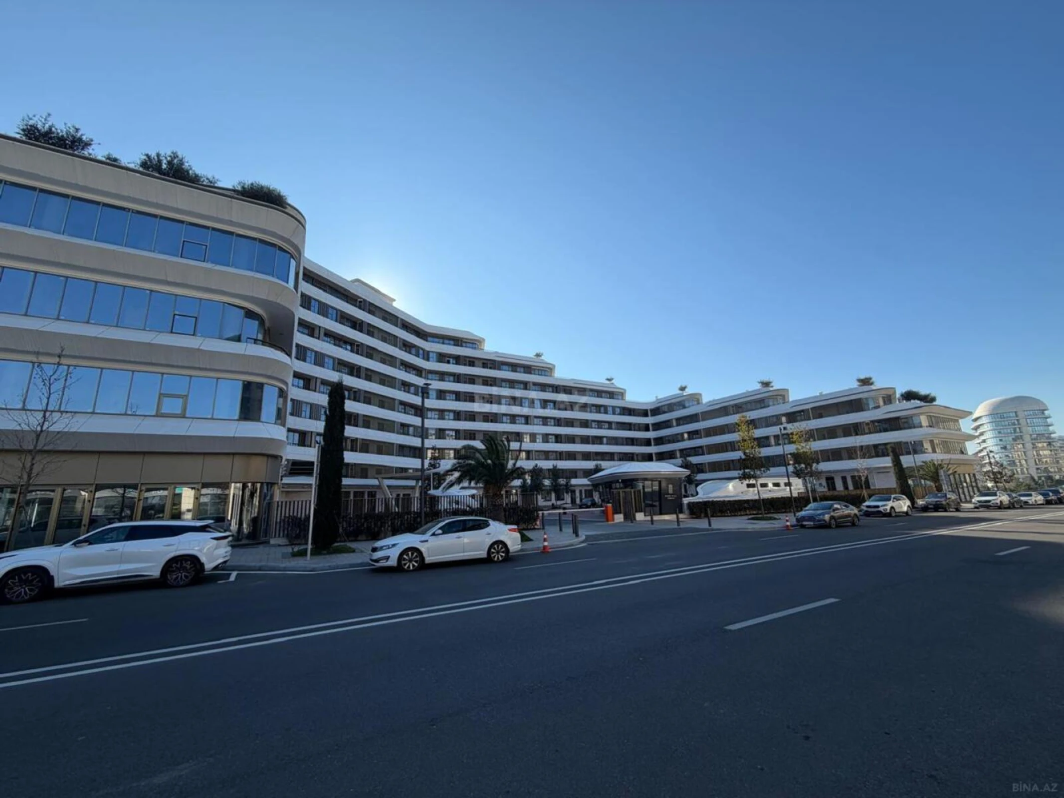 Kirayə verilir 2 otaqlı mənzil 80 m²