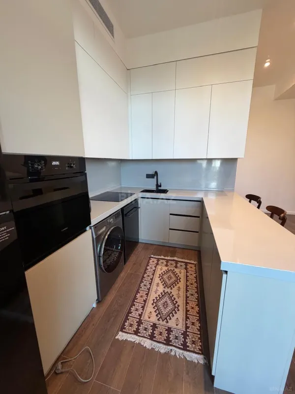 Kirayə verilir 2 otaqlı mənzil 80 m²