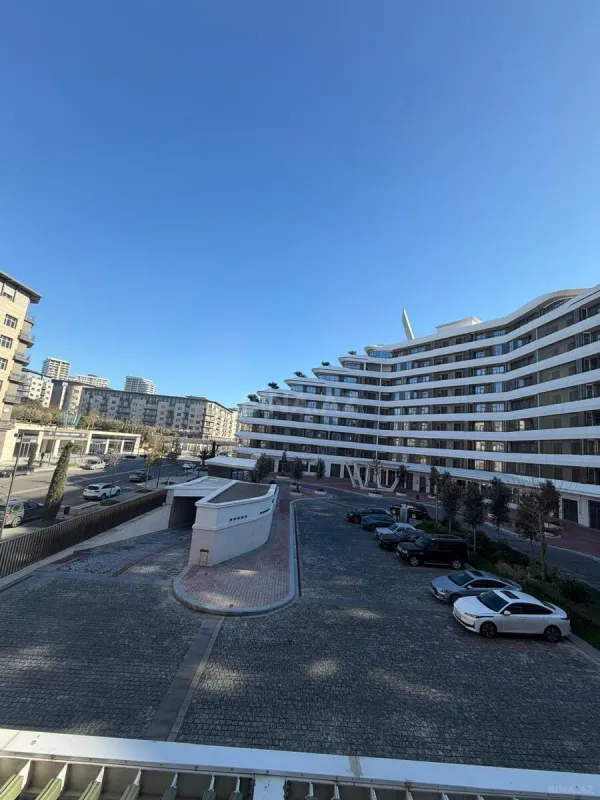 Kirayə verilir 2 otaqlı mənzil 80 m²