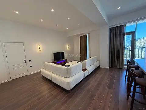 Kirayə verilir 2 otaqlı mənzil 80 m²