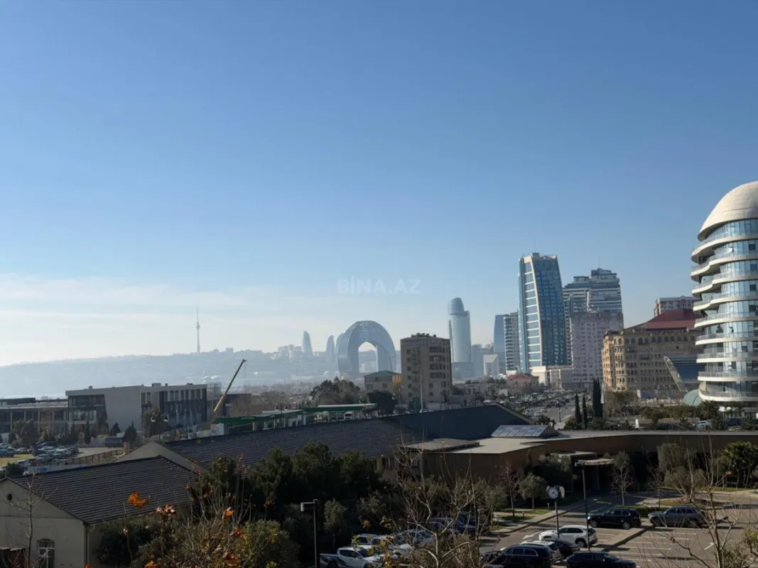 Kirayə verilir 2 otaqlı mənzil 80 m²