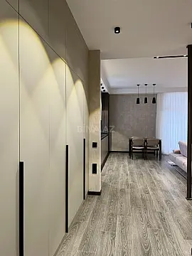 Kirayə verilir 2 otaqlı mənzil 105 m²