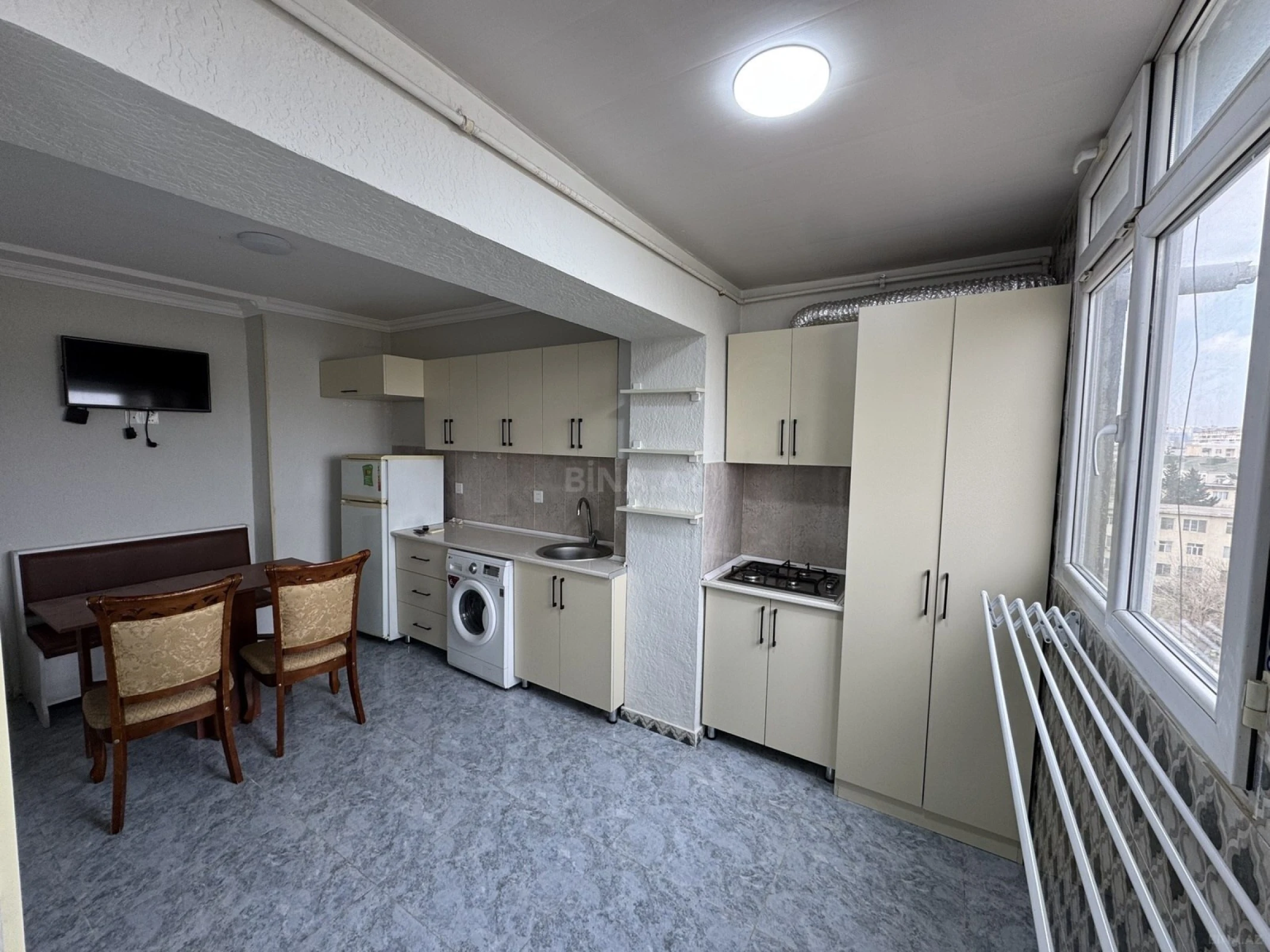 Satılır 2 otaqlı mənzil 60 m²