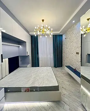 Satılır 2 otaqlı mənzil 65 m²