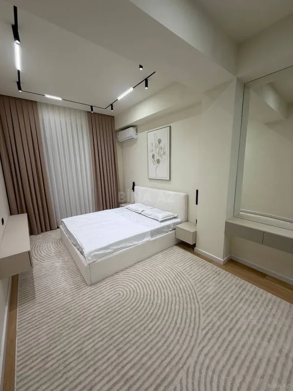 Kirayə verilir 2 otaqlı mənzil 65 m²