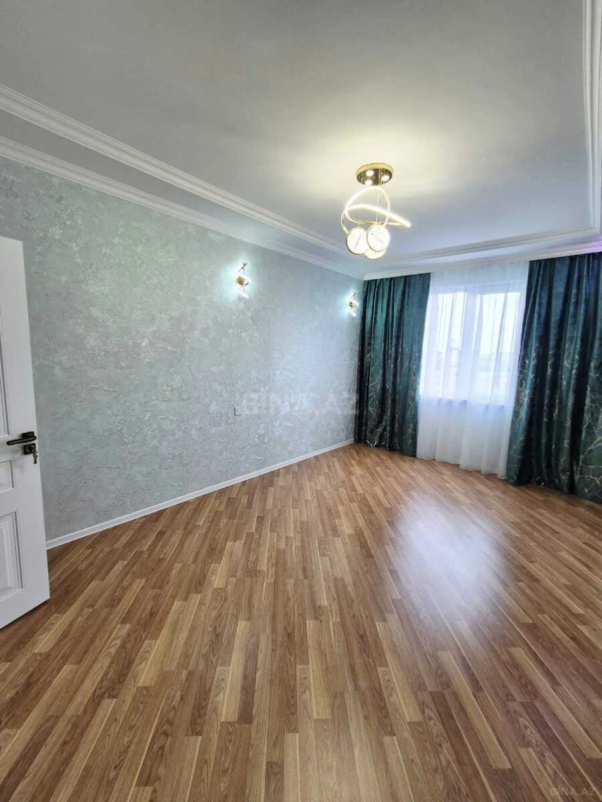 Satılır 3 otaqlı mənzil 58 m²