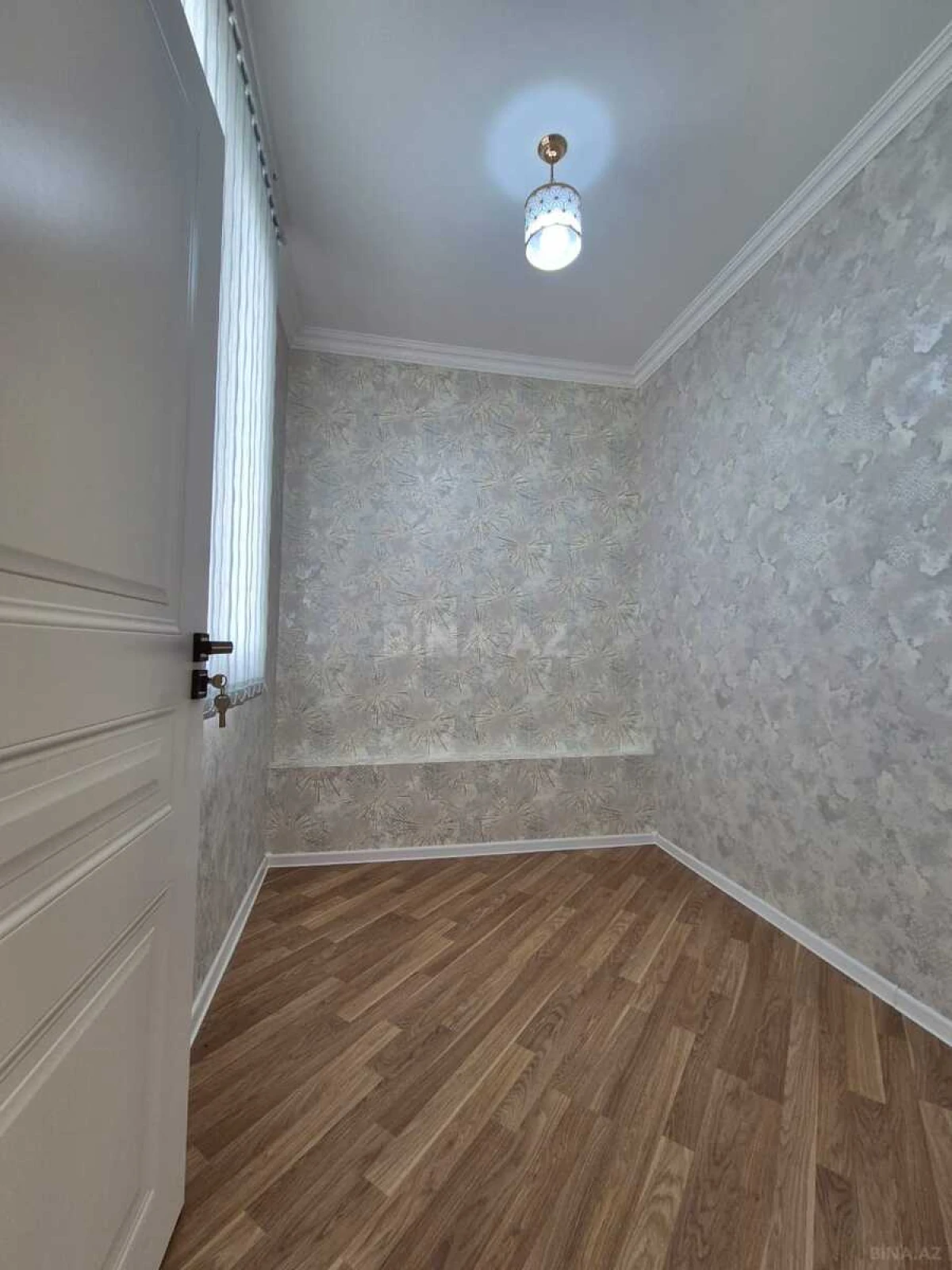 Satılır 3 otaqlı mənzil 58 m²