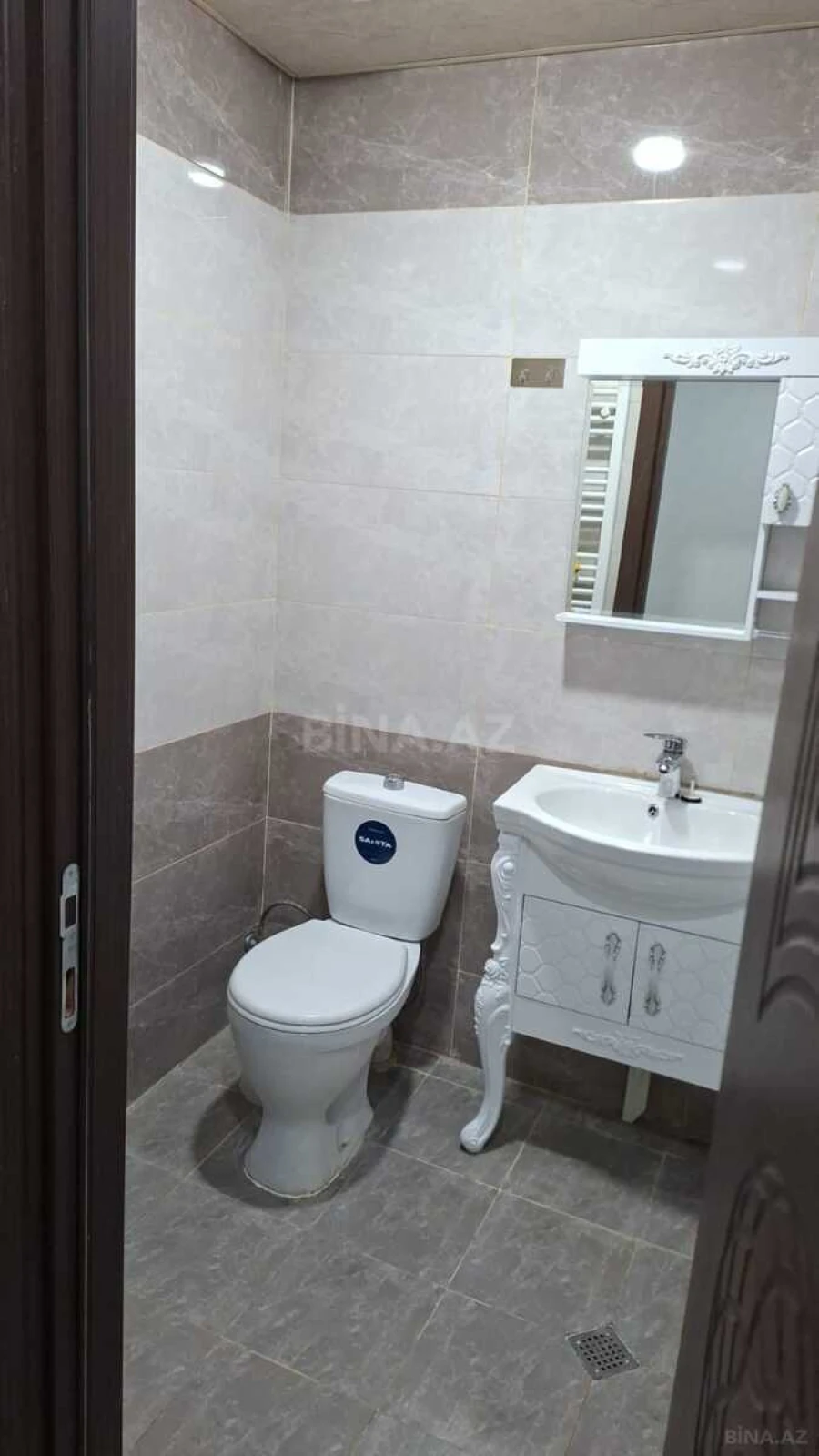 Satılır 2 otaqlı mənzil 65 m²