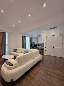 Kirayə verilir 2 otaqlı mənzil 75 m²
