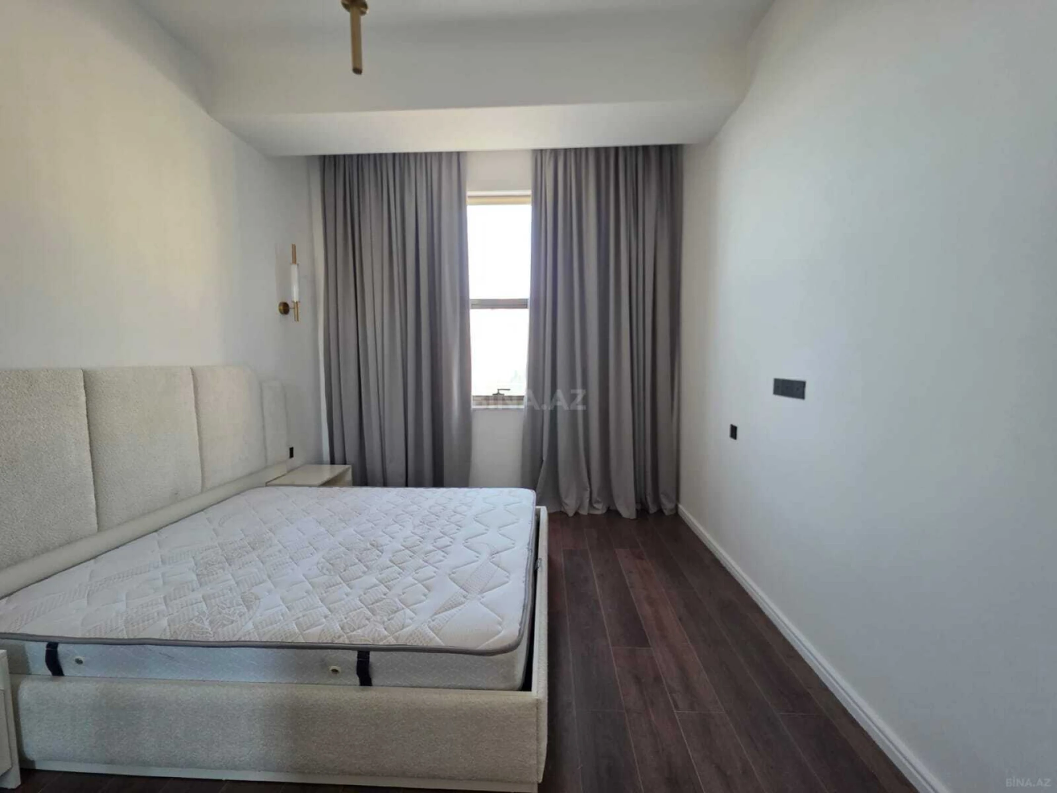 Kirayə verilir 2 otaqlı mənzil 75 m²