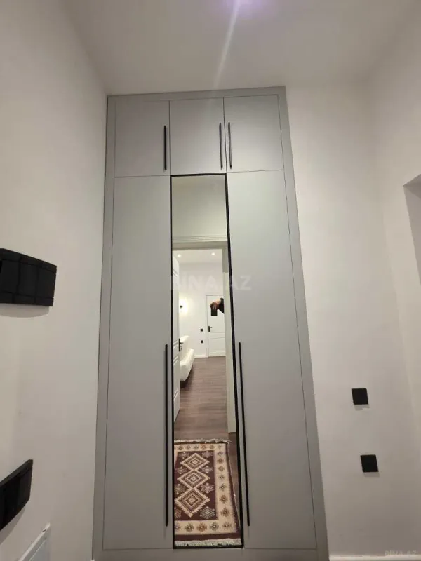 Kirayə verilir 2 otaqlı mənzil 75 m²