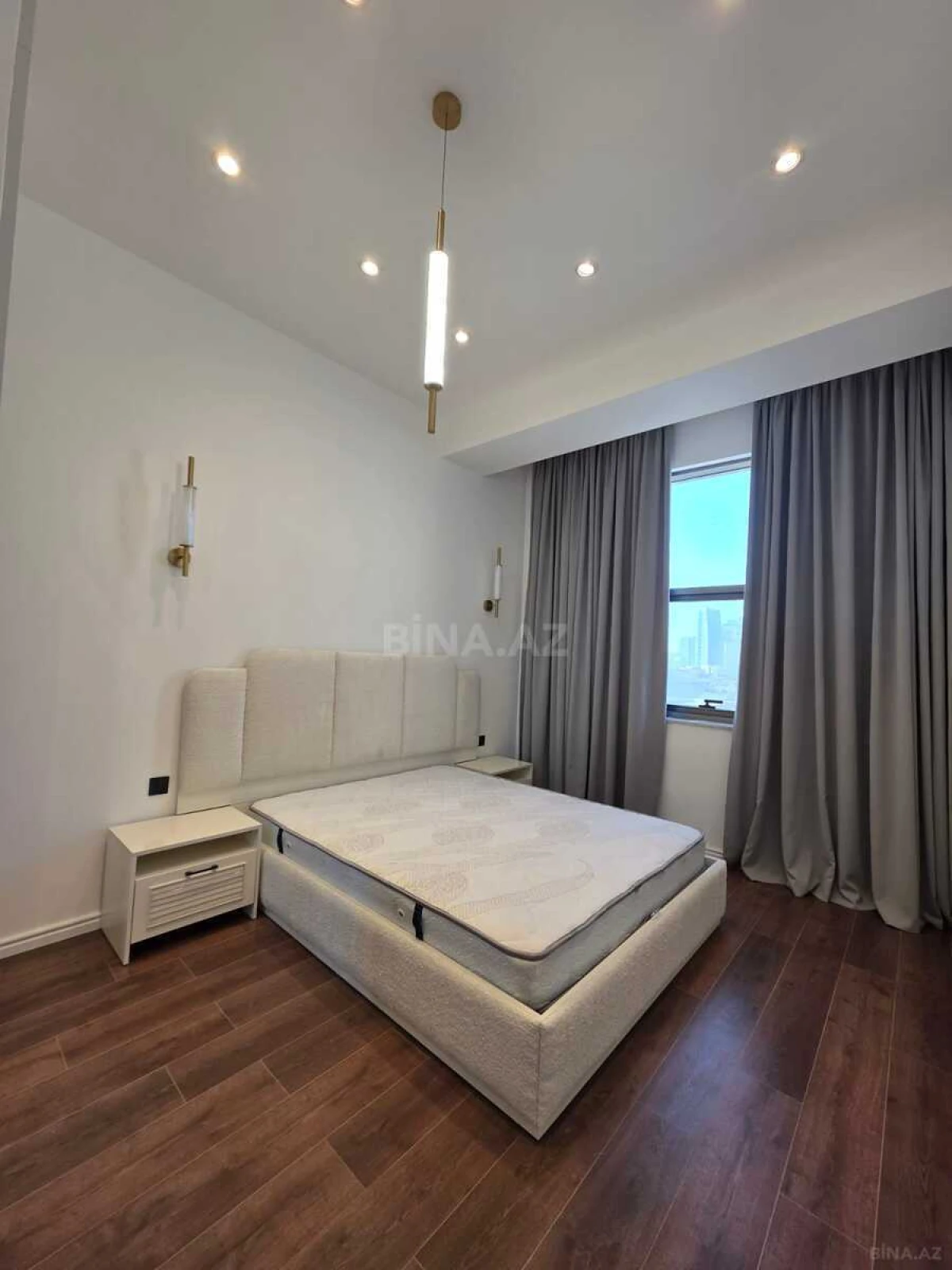 Kirayə verilir 2 otaqlı mənzil 75 m²