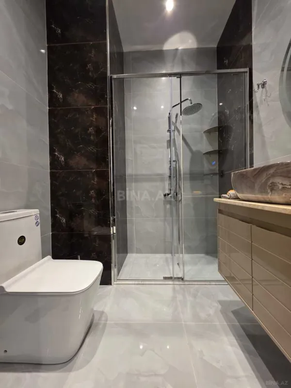 Kirayə verilir 2 otaqlı mənzil 75 m²