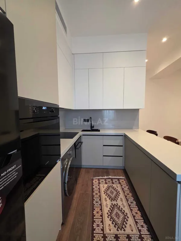 Kirayə verilir 2 otaqlı mənzil 75 m²