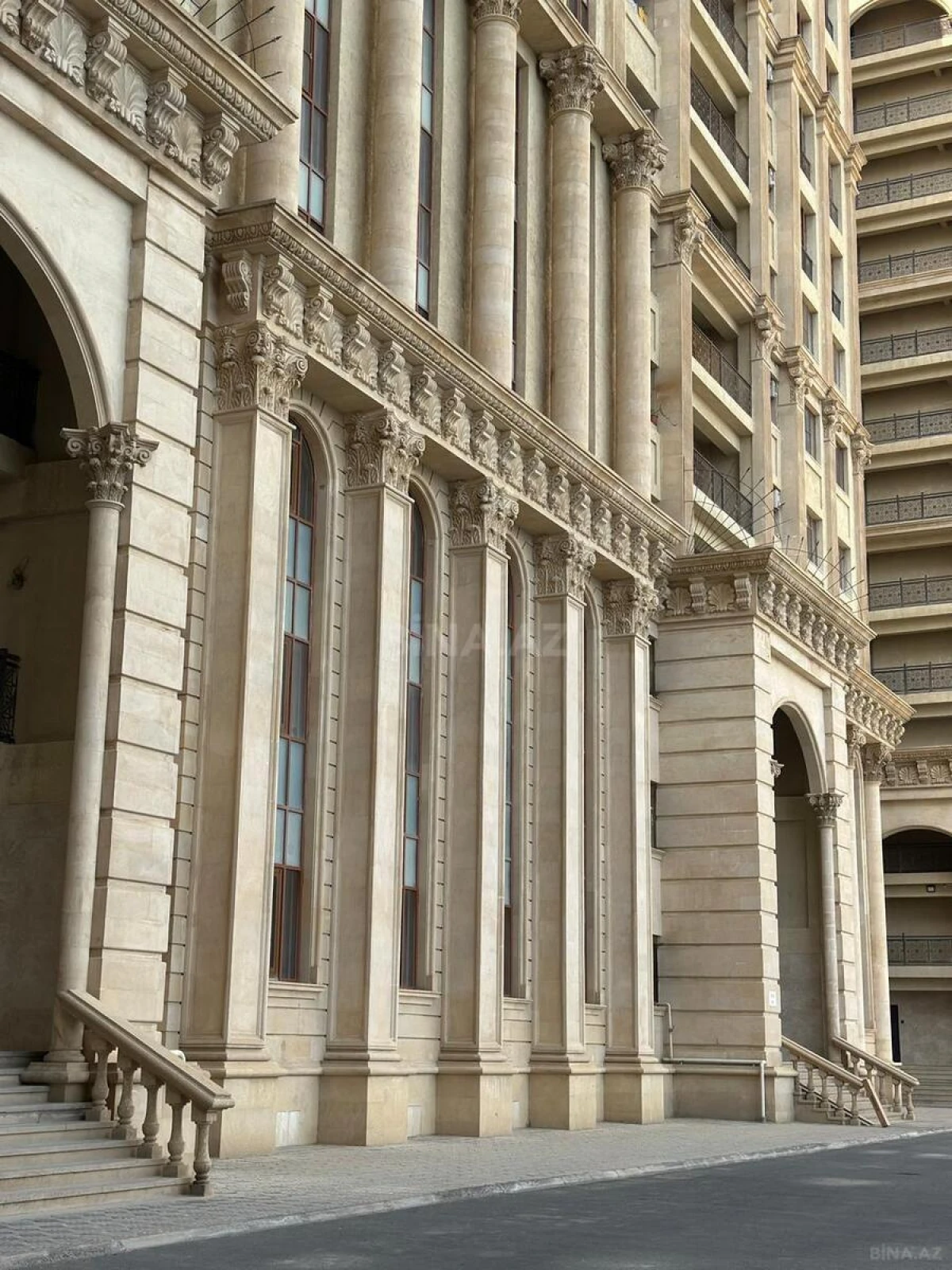 Satılır 2 otaqlı mənzil 70 m²