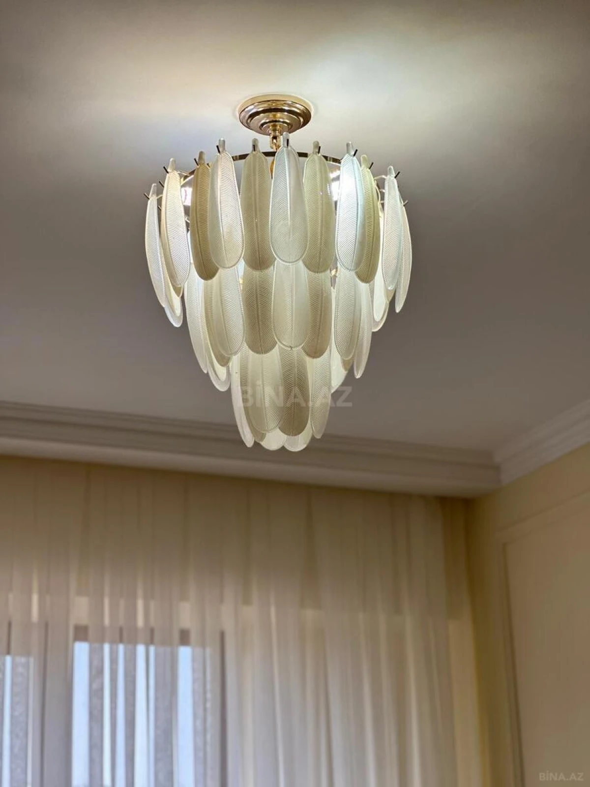 Satılır 2 otaqlı mənzil 70 m²