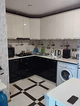 Kirayə verilir 2 otaqlı mənzil 65 m²